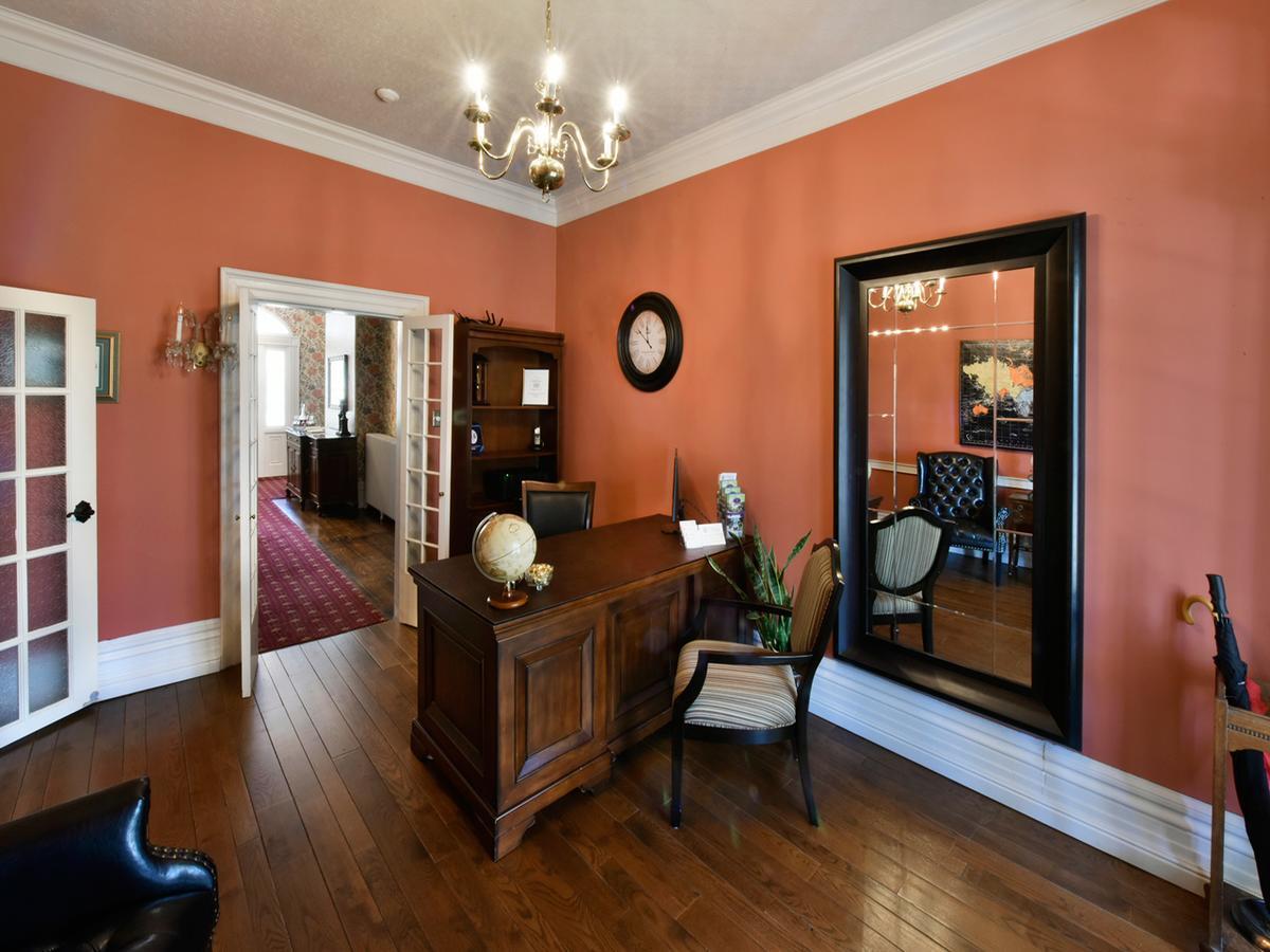 Brockamour Manor Bed And Breakfast 나이아가라온더레이크 외부 사진