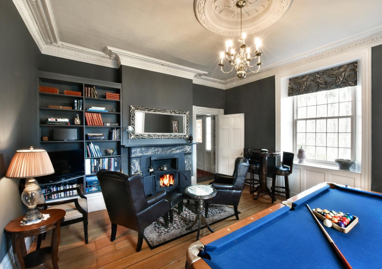 Brockamour Manor Bed And Breakfast 나이아가라온더레이크 외부 사진